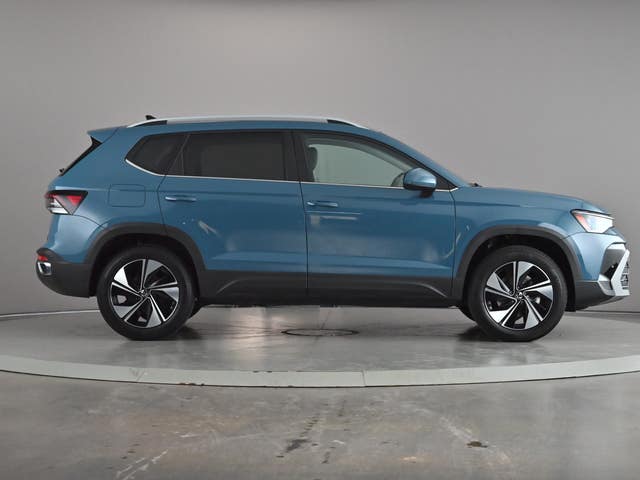 2025 Volkswagen Taos