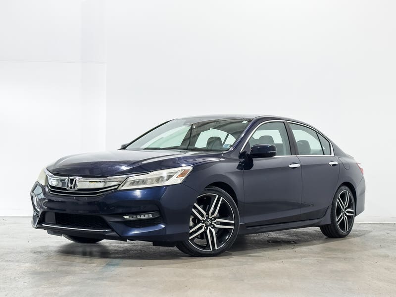 Vehicle photo 1