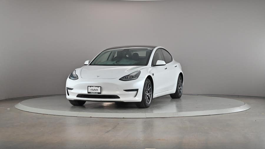 Vehicle photo 2
