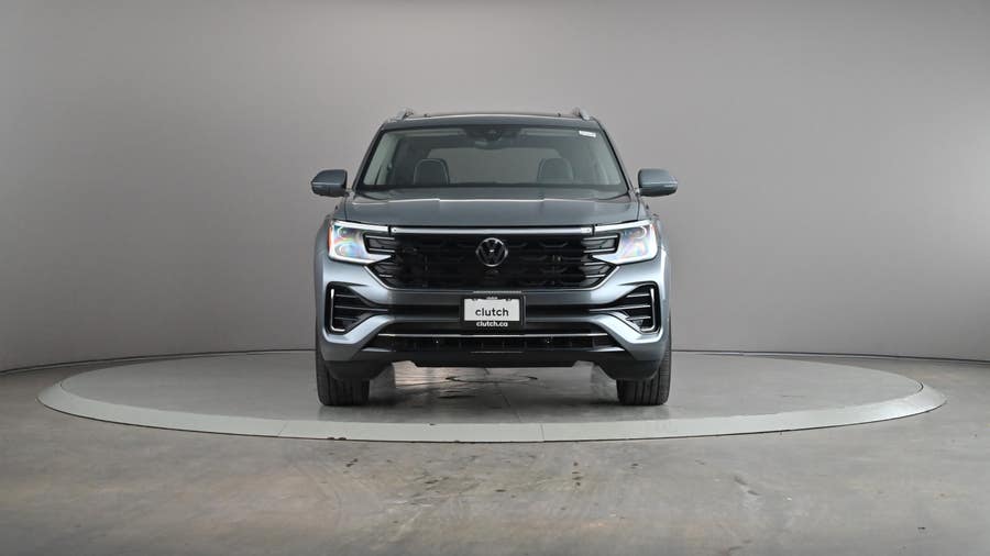 Vehicle photo 3