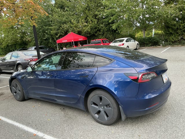 Tesla Model 3 RWD