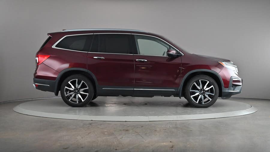 Vehicle photo 4