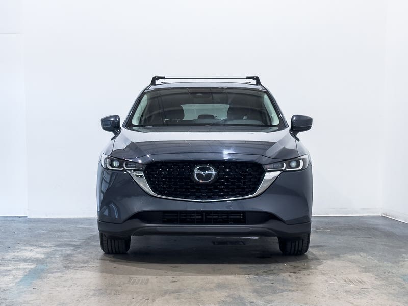 Vehicle photo 2