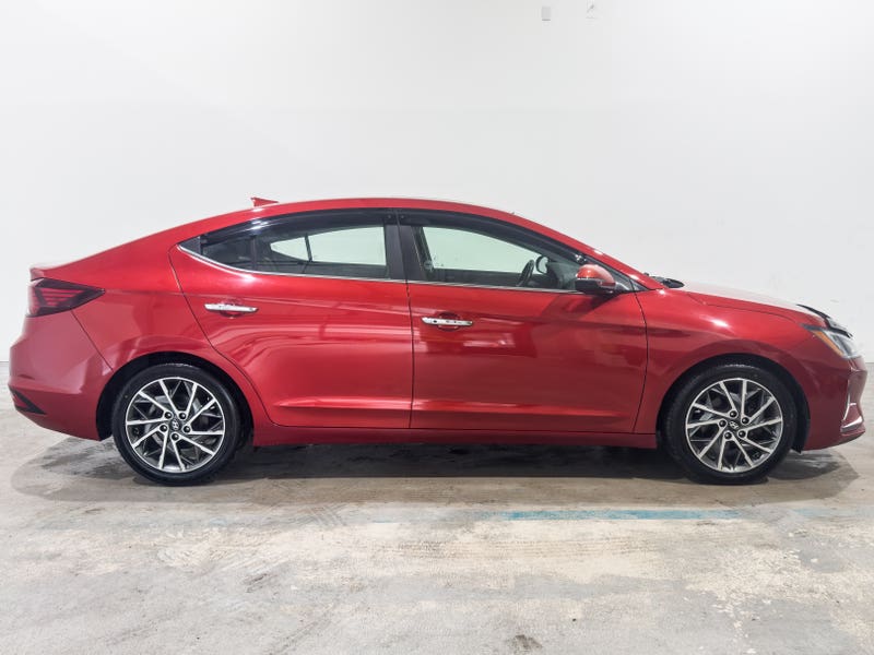 Vehicle photo 3