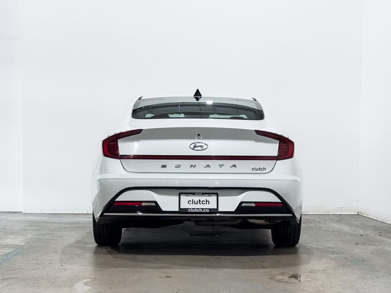 Vehicle photo 4