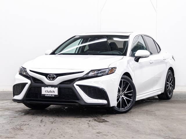 Toyota Camry SE w/ Upgrade Pkg