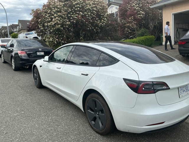 Tesla Model 3 RWD