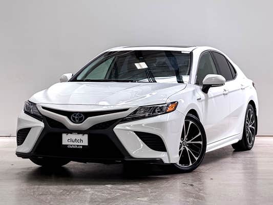 Toyota Camry Hybrid SE