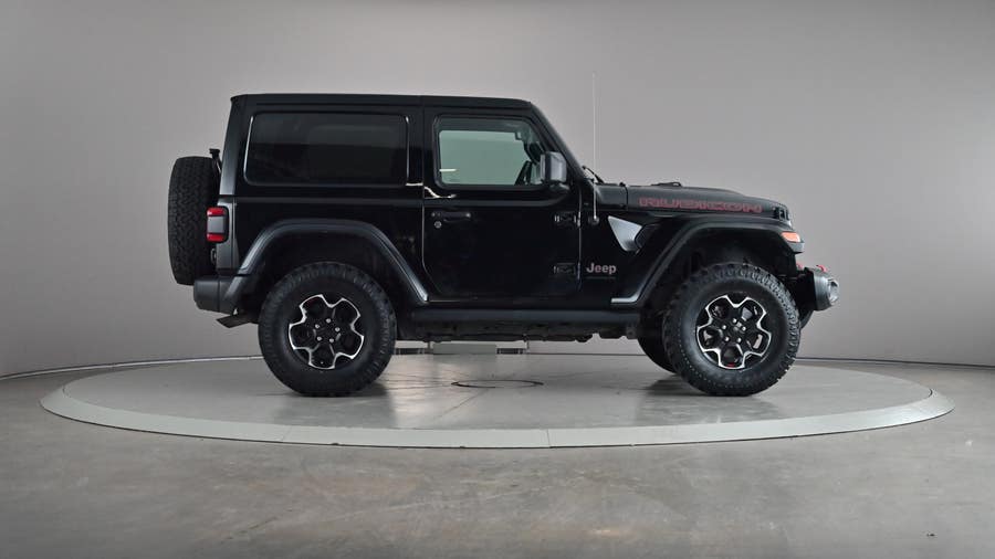 Vehicle photo 4