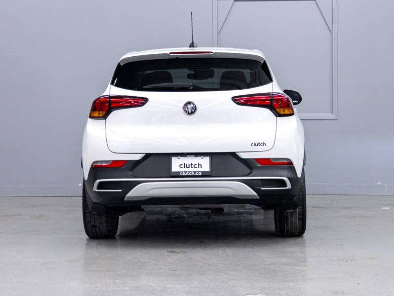 Vehicle photo 4