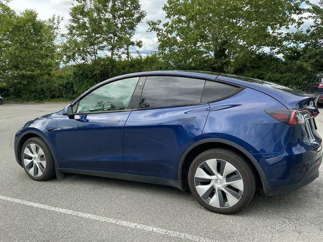 Tesla Model Y Long Range