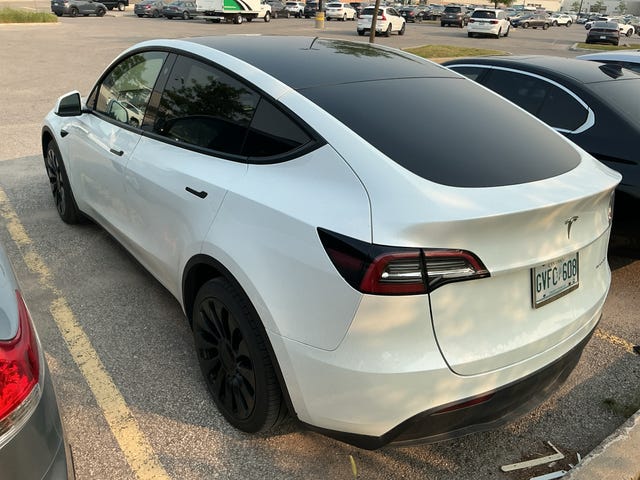 Tesla Model Y Long Range