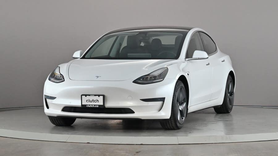Vehicle photo 1