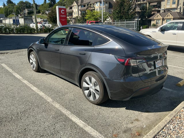Tesla Model Y Long Range