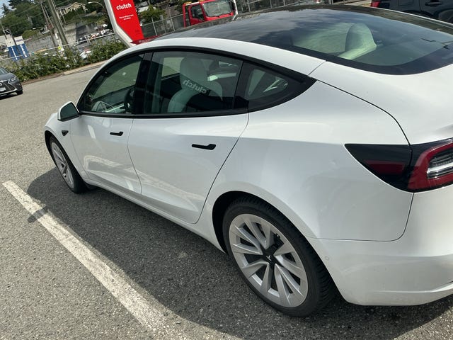 Tesla Model 3 RWD