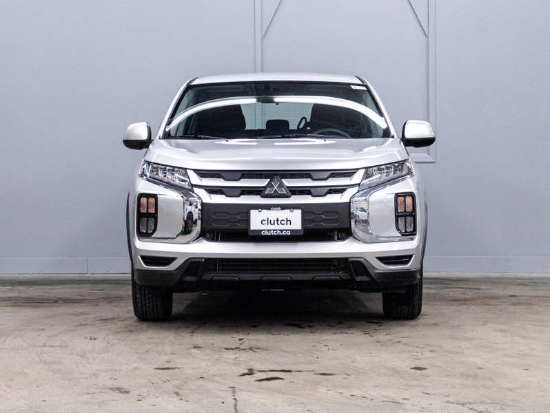 Vehicle photo 2
