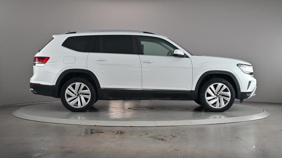 Vehicle photo 4