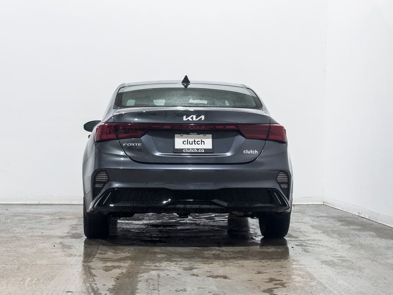 Vehicle photo 4
