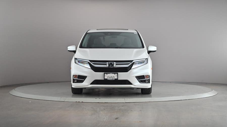 Vehicle photo 3