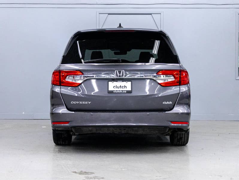 Vehicle photo 4