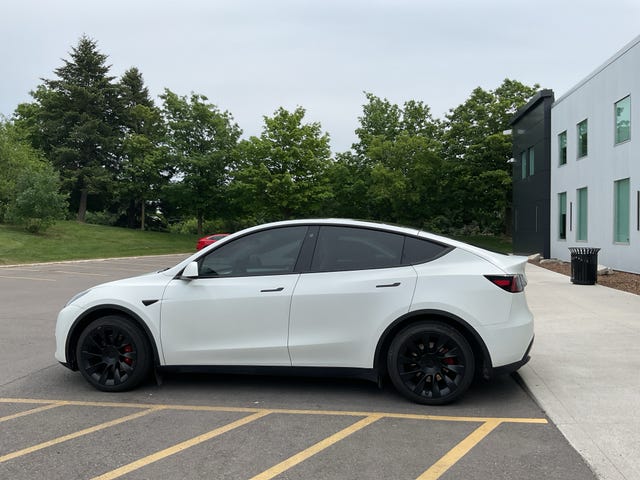 Tesla Model Y Long Range