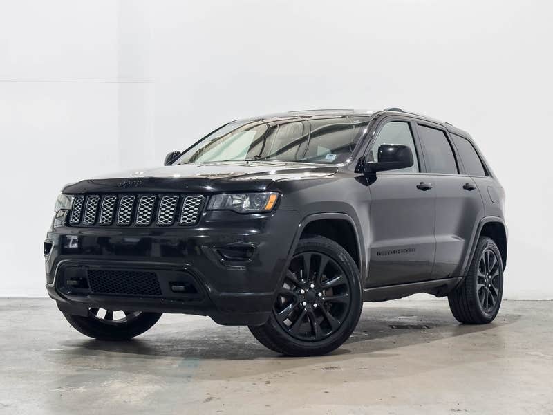 Vehicle photo 1