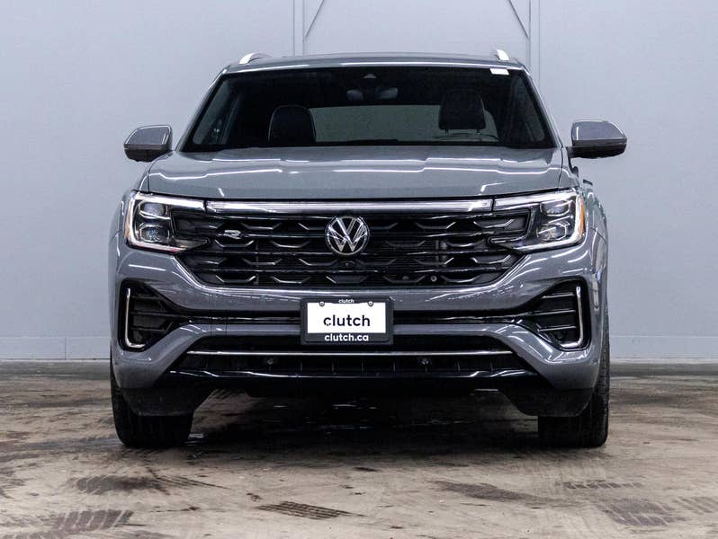 Vehicle photo 2