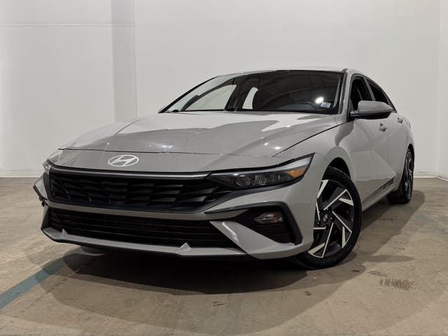 Hyundai Elantra Preferred w/ Tech Pkg