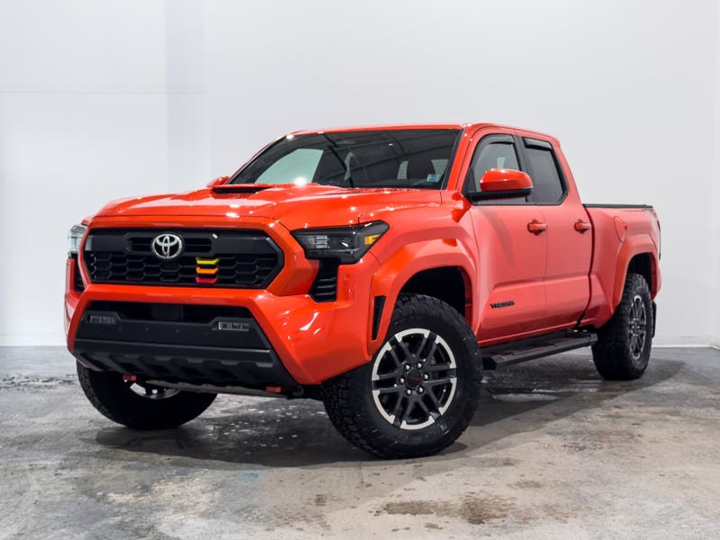 Vehicle photo 1