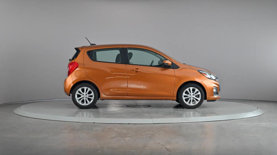 Vehicle photo 4