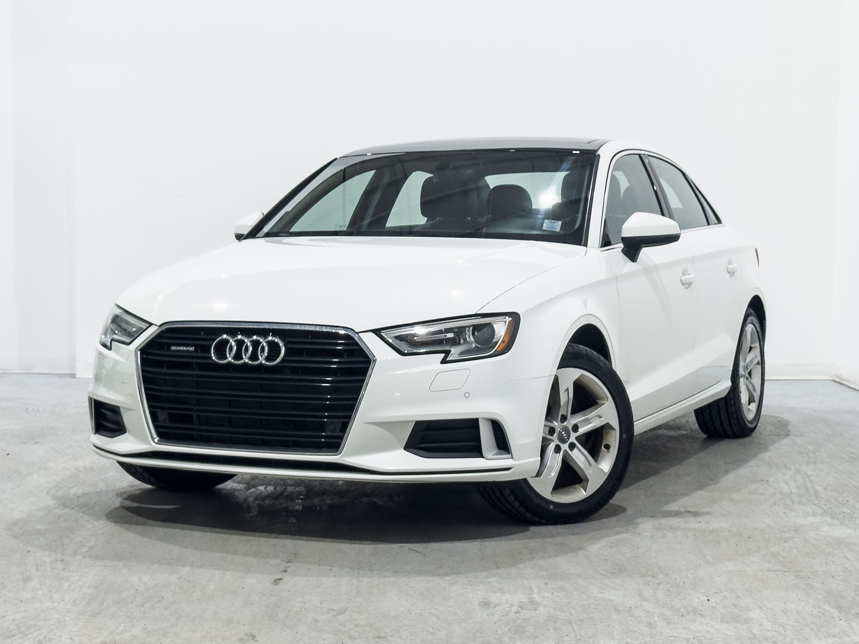 2017 Audi A3 2.0T quattro Komfort Sedan AWD