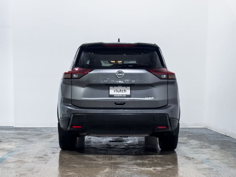 Vehicle photo 4