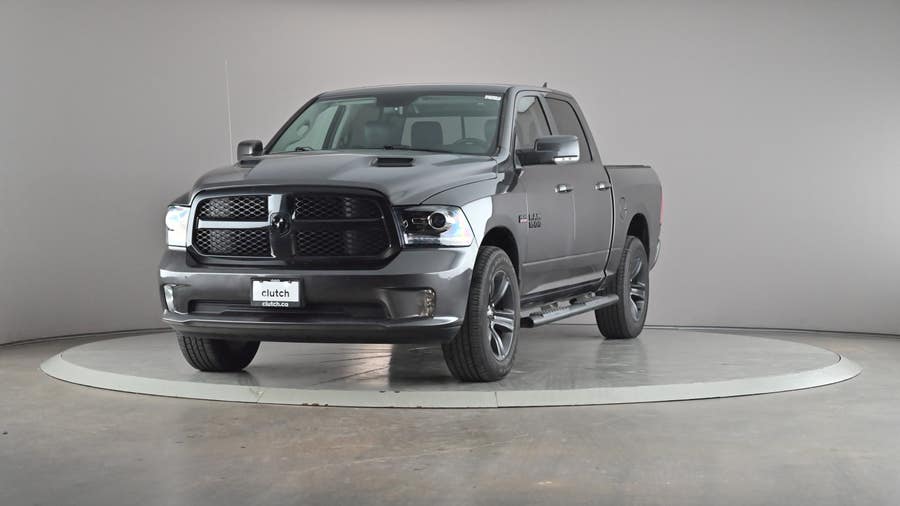 Vehicle photo 2