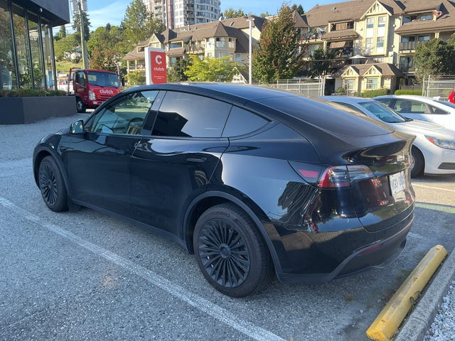Tesla Model Y Long Range