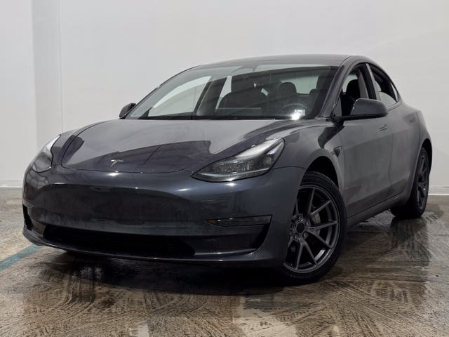 Tesla Model 3 Standard Range Plus