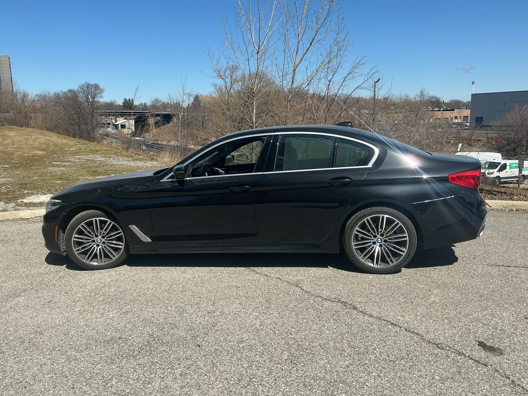 2019 BMW 5 Series 530i xDrive Sedan AWD