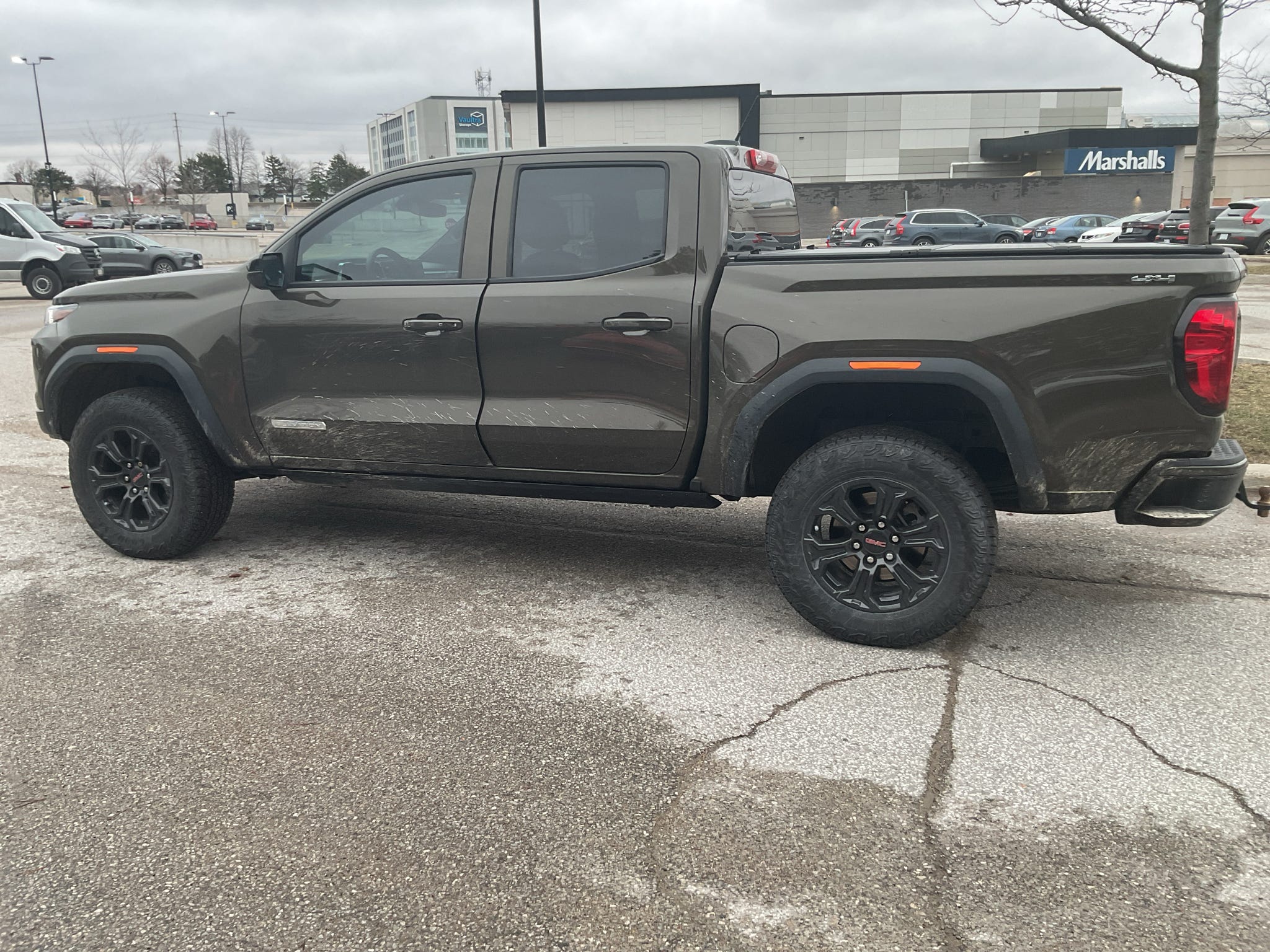 2024 GMC Canyon Elevation Crew Cab 4WD