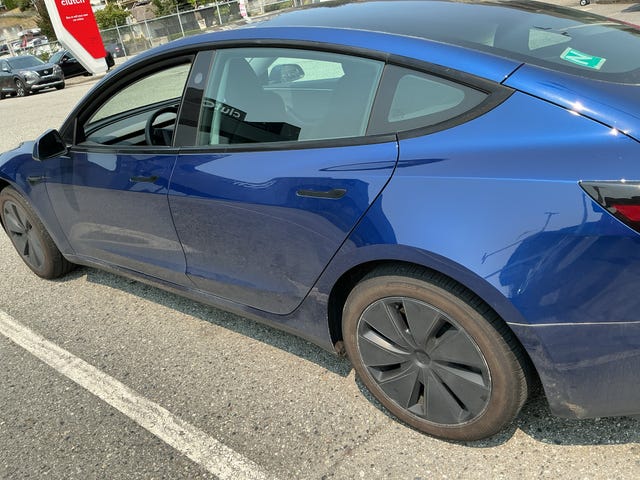 Tesla Model 3 RWD