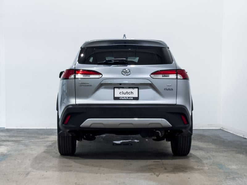 Vehicle photo 4
