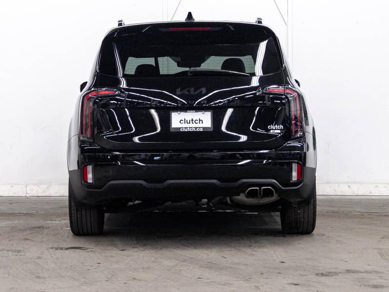 Vehicle photo 4