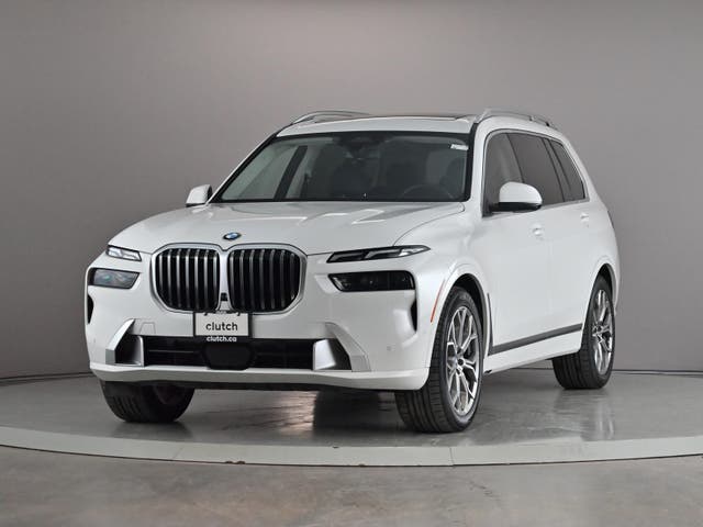 2023 BMW X7