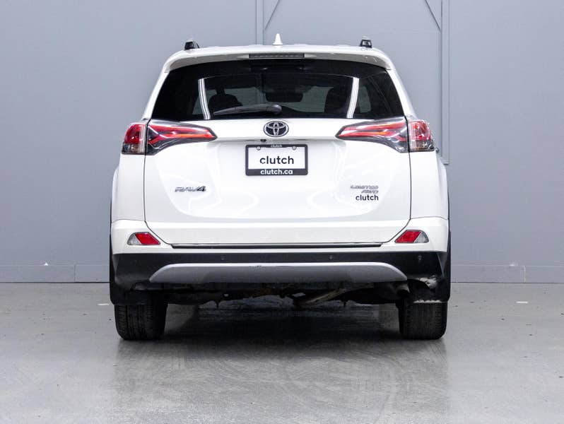 Vehicle photo 4