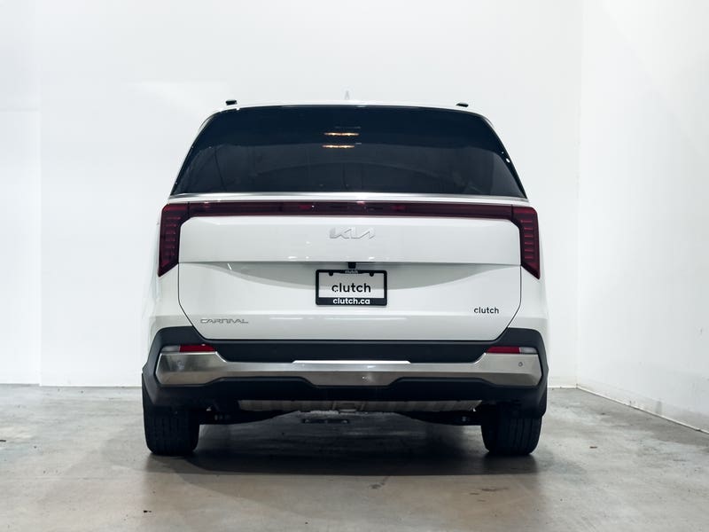 Vehicle photo 4