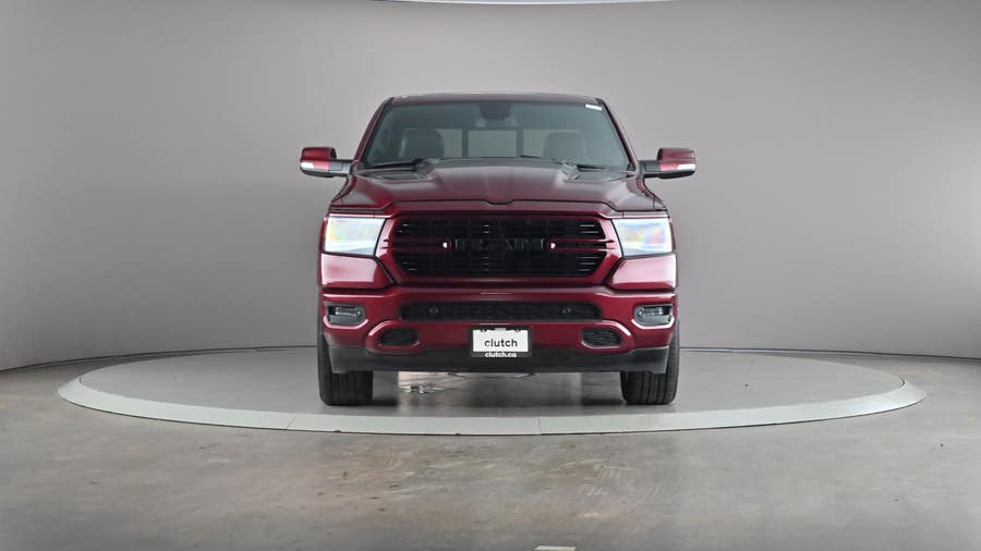 Vehicle photo 3