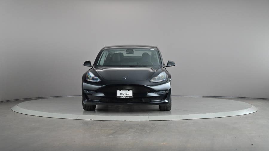 Vehicle photo 3