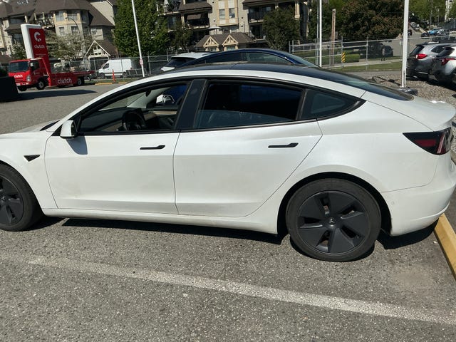 Tesla Model 3 RWD