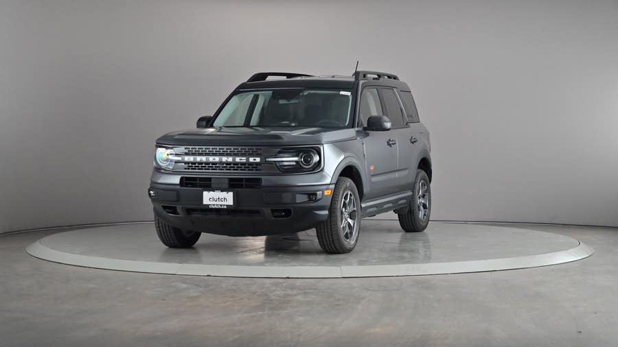 Vehicle photo 2