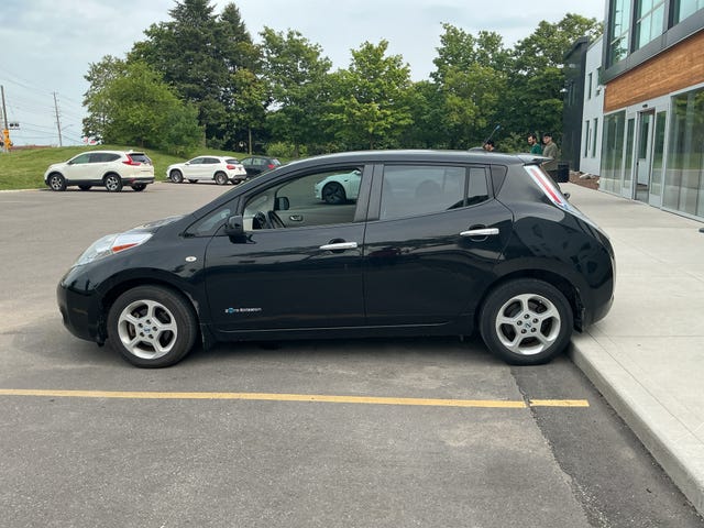 Nissan LEAF SL