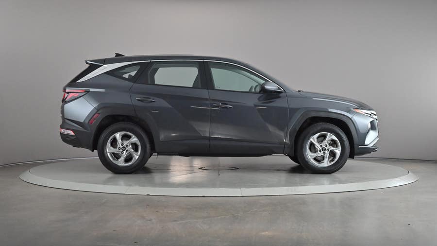 Vehicle photo 4