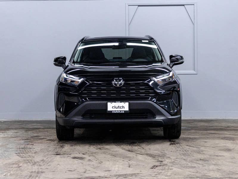 Vehicle photo 2